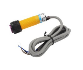  Cảm biến vật cản 2 dây E3F-DS30Y1 Thường mở 10-30cm (AC 220V)